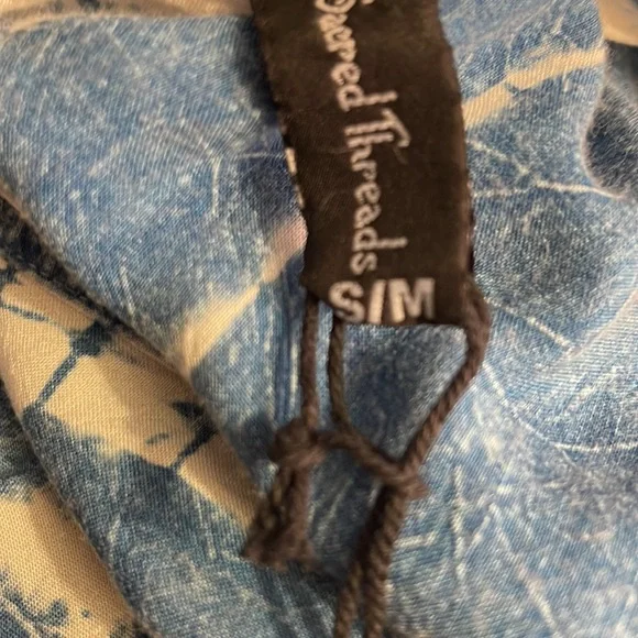 NWT.  VEST/CARDIGAN by Sacred Threads   S/M.    BL/RD 04 - Picture 4 of 5